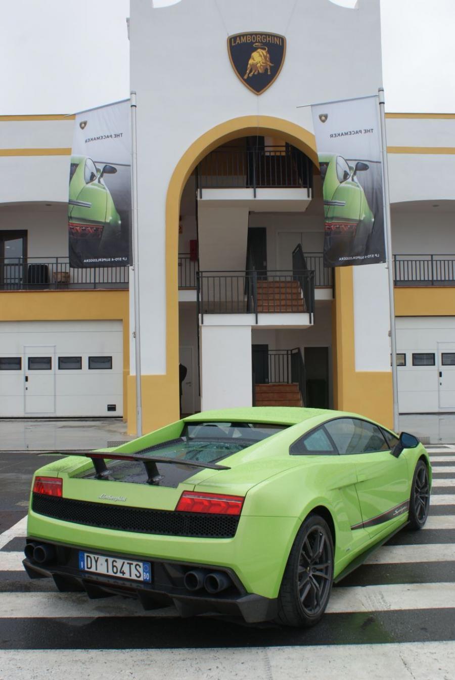  Lamborghini Gallardo LP570-4 Superleggera 2010 года  (фото 48 из 183)